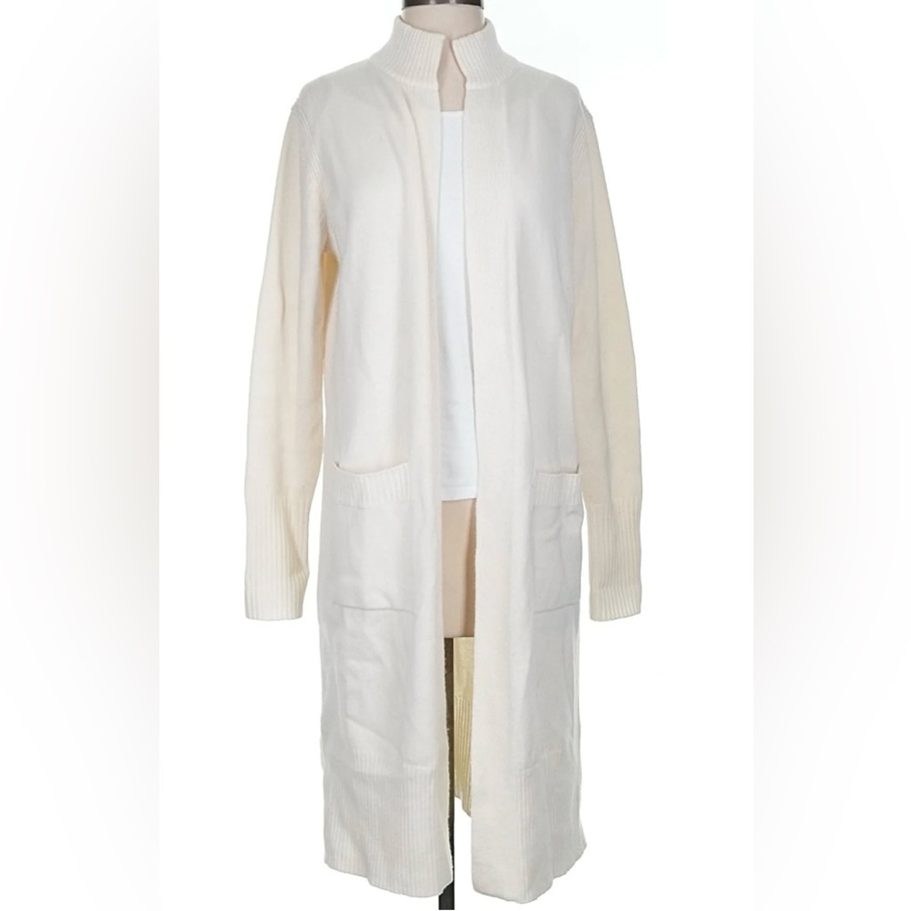 Athleta Cream Knit 80% merino wool, 20% cashmere cardigan